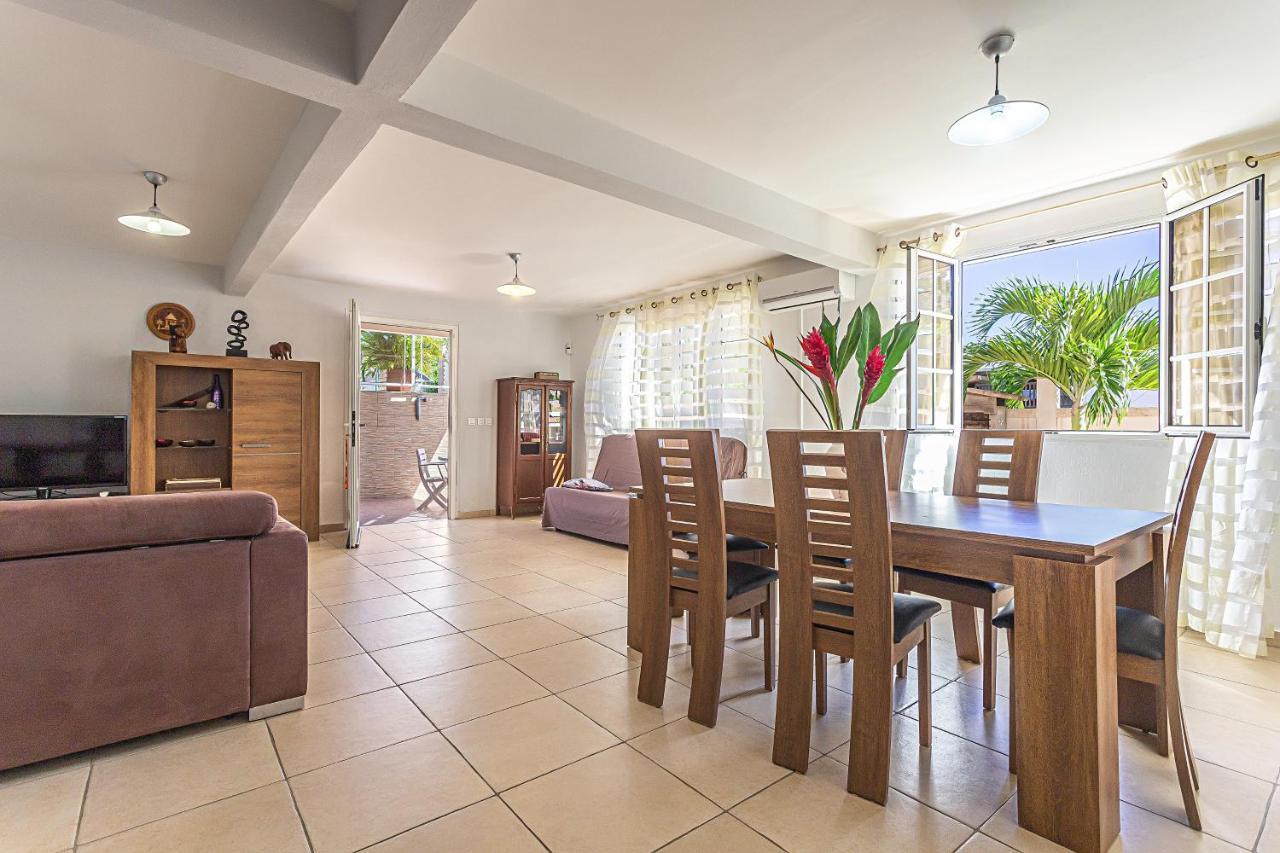 Apartament Chez Gerty Et Jocelyn Le Moule Zewnętrze zdjęcie